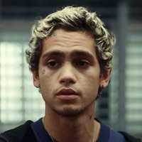 Elliot -