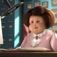 Фото Miss Hattie Despicable Me